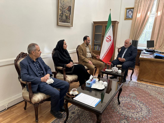 نشست دفتر همکاری‌های علمی و بین‌المللی دانشگاه با سفیر جدید جمهوری اسلامی ایران در هند